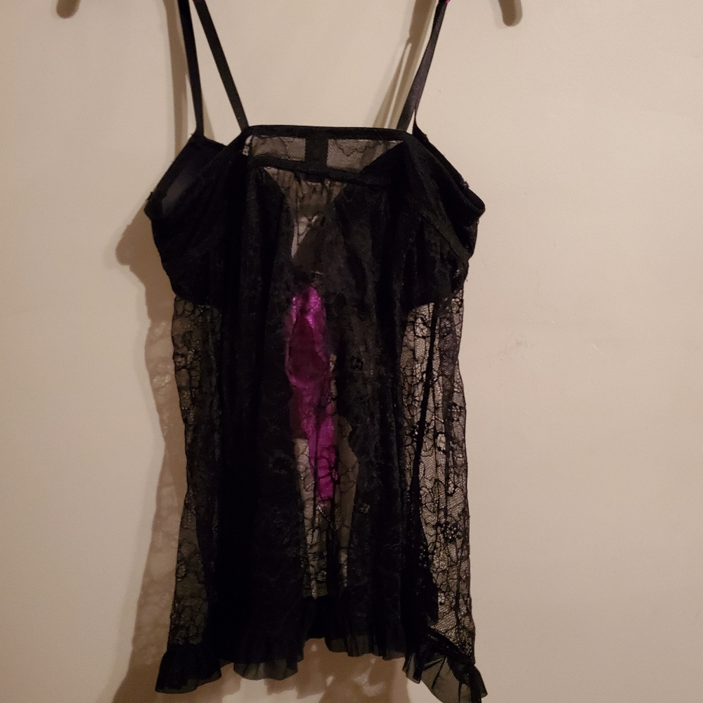 Open front negligee - Picture 3 of 5